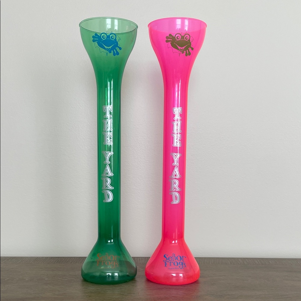 Señor Frog's Tall Yard Cups - Green & Hot Pink